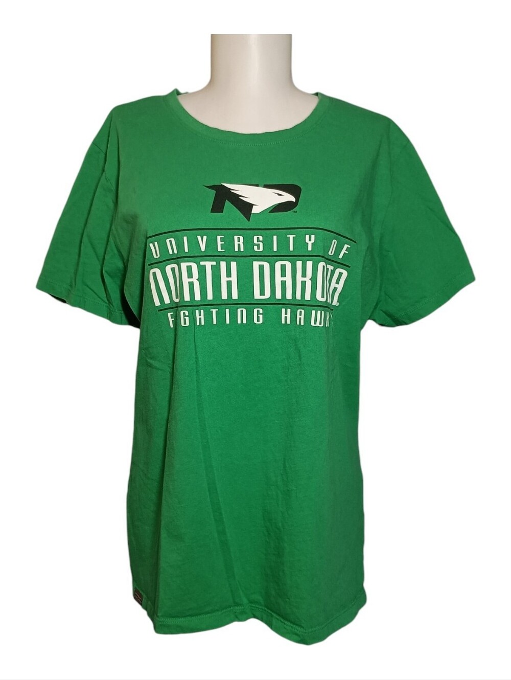 Fall 2016 Jansport NORTH DAKOTA FIGHTING HAWKS Short Sleeve Green T Shirt Sz XL